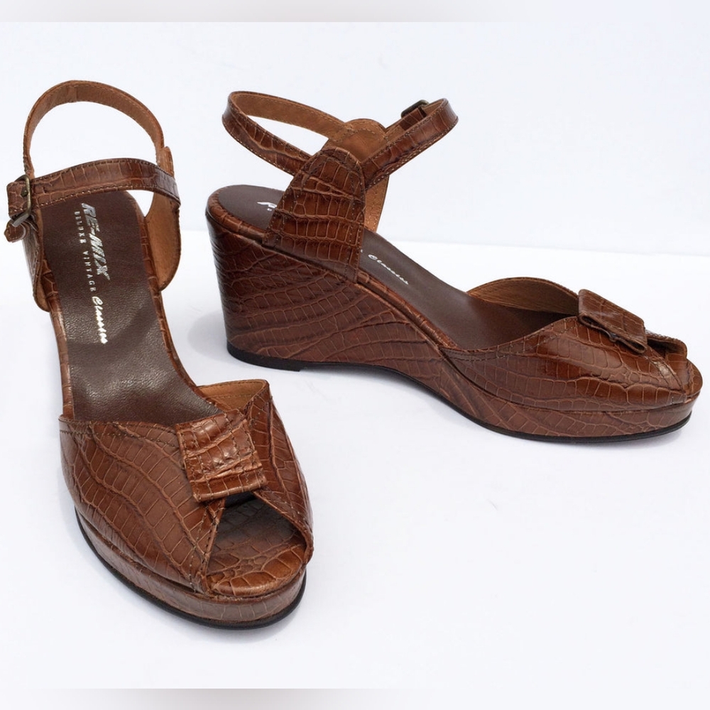 Re-Mix Vintage Shoes Paseo wedge 1940s repro